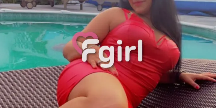 Nina - très coquine et très gourmande !