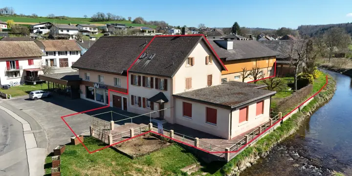 À vendre à Buix maison locative de 3 appartements