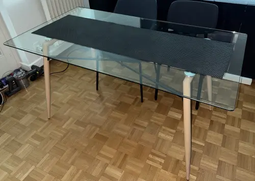 Table à manger design, plateau verre, 150 × 80 cm à Prilly