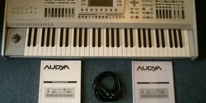 Ketron Audya 5 Keyboard