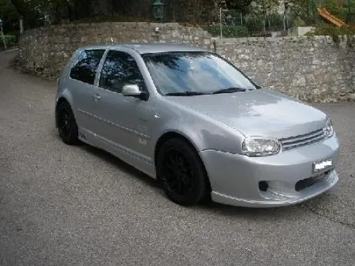 VW Golf 4 1.6l sr  à Neuchâtel