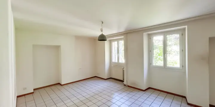 Attractif STUDIO de rendement, à 5 minutes à pied du transport public