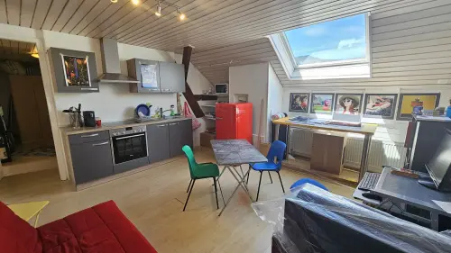 À louer à Delémont appartement de 3.5 pièces chaleureux sous les toits