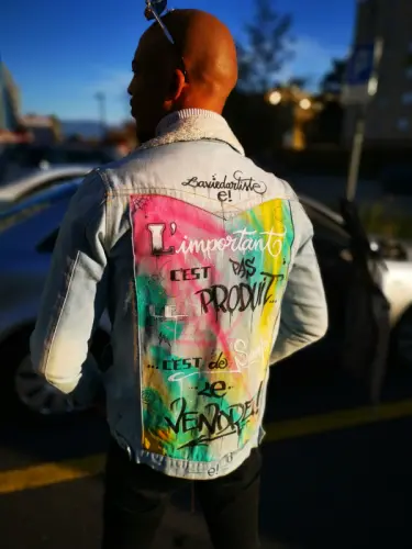 Vêtements personnalisés : Imposez Votre style ! à Nyon