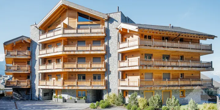 Spacieux appt, 4.5 p, 151 m2, au 2e étage d'un immeuble neuf